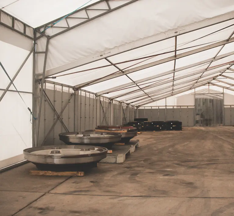 Opslaghallen bij GBS Tenten