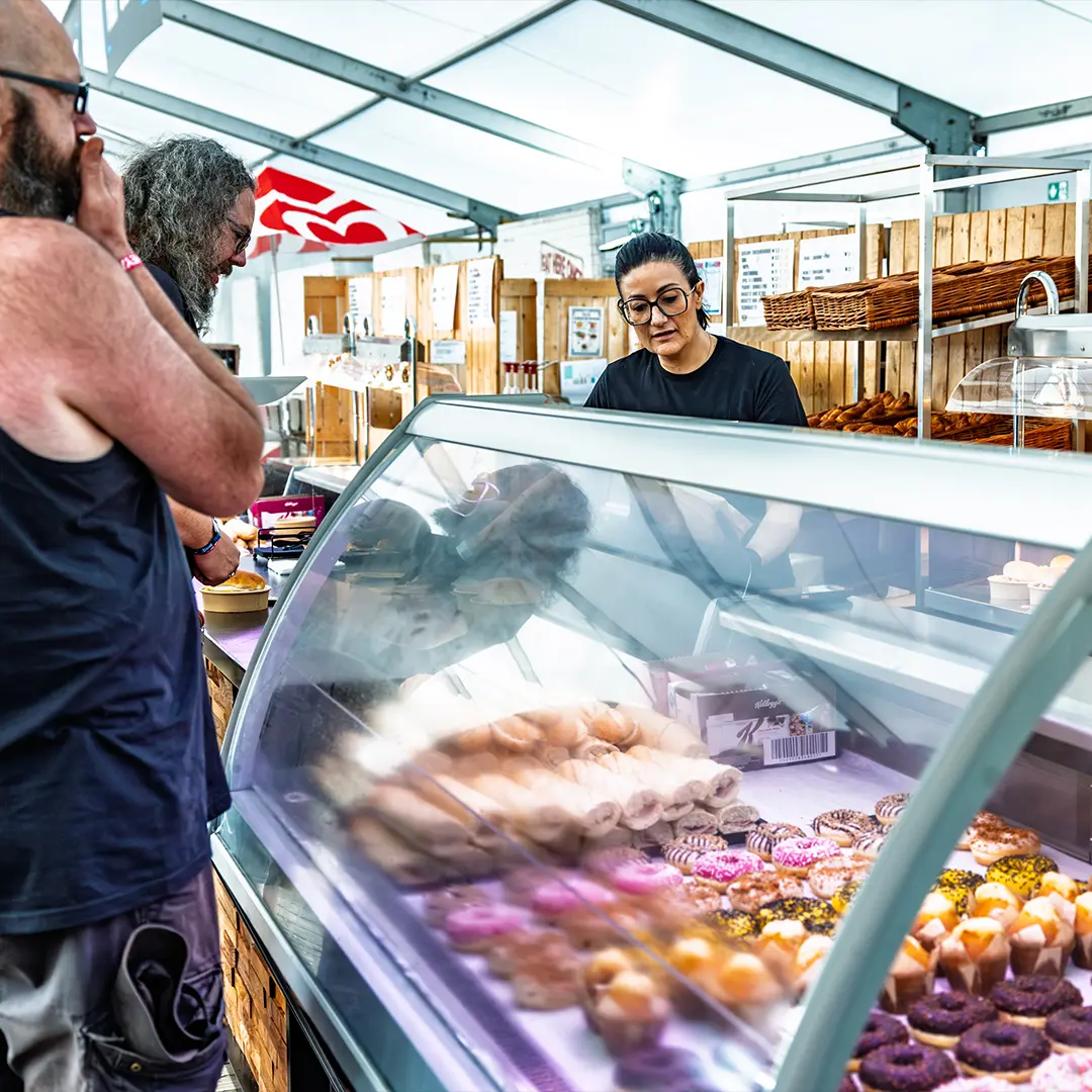 Boneyardtent op Graspop door GBS Tenten