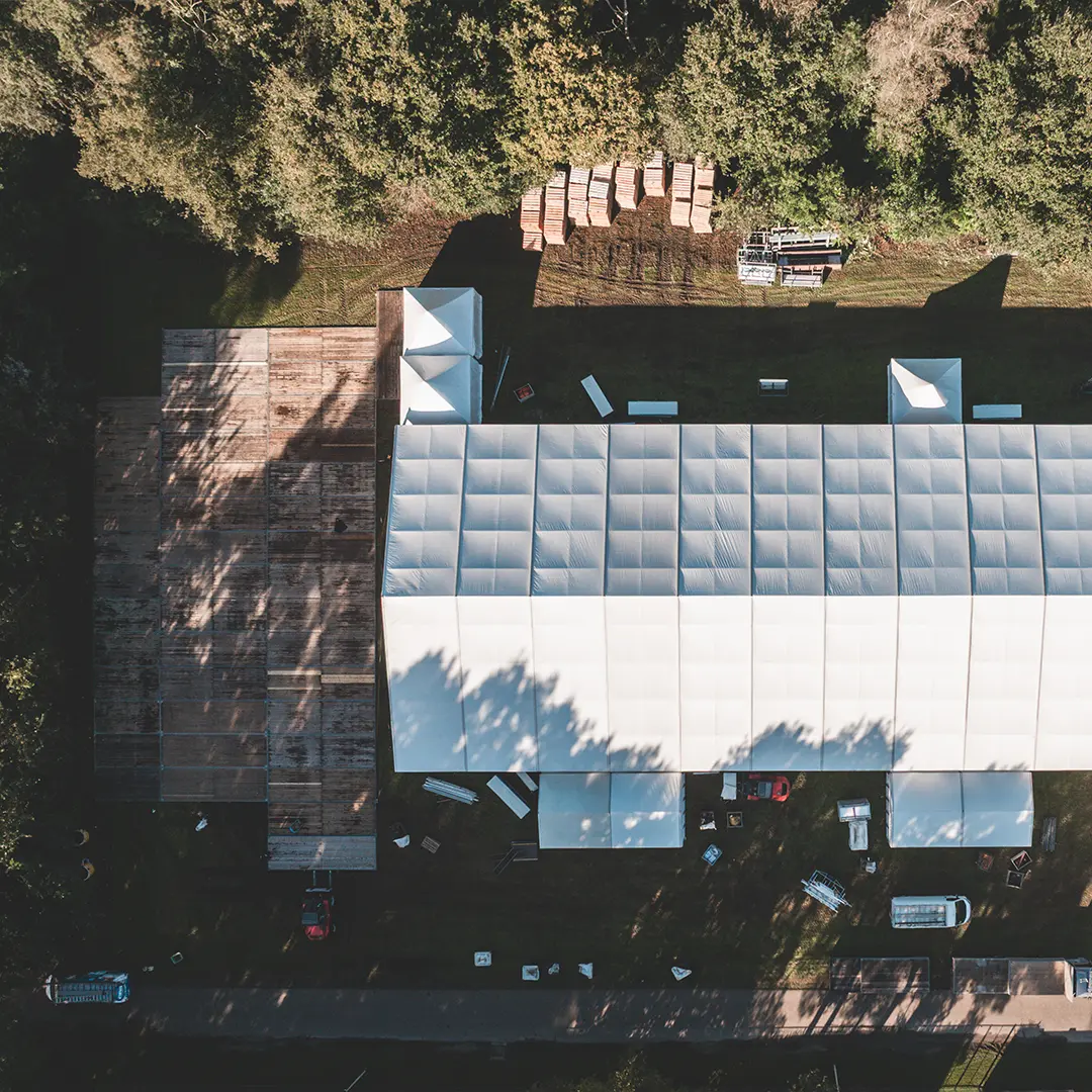 800 paletten voor VIP-verdiepingsvloer