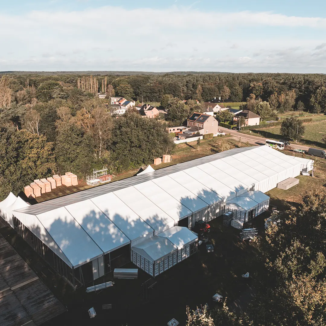 Aangebouwde bartenten